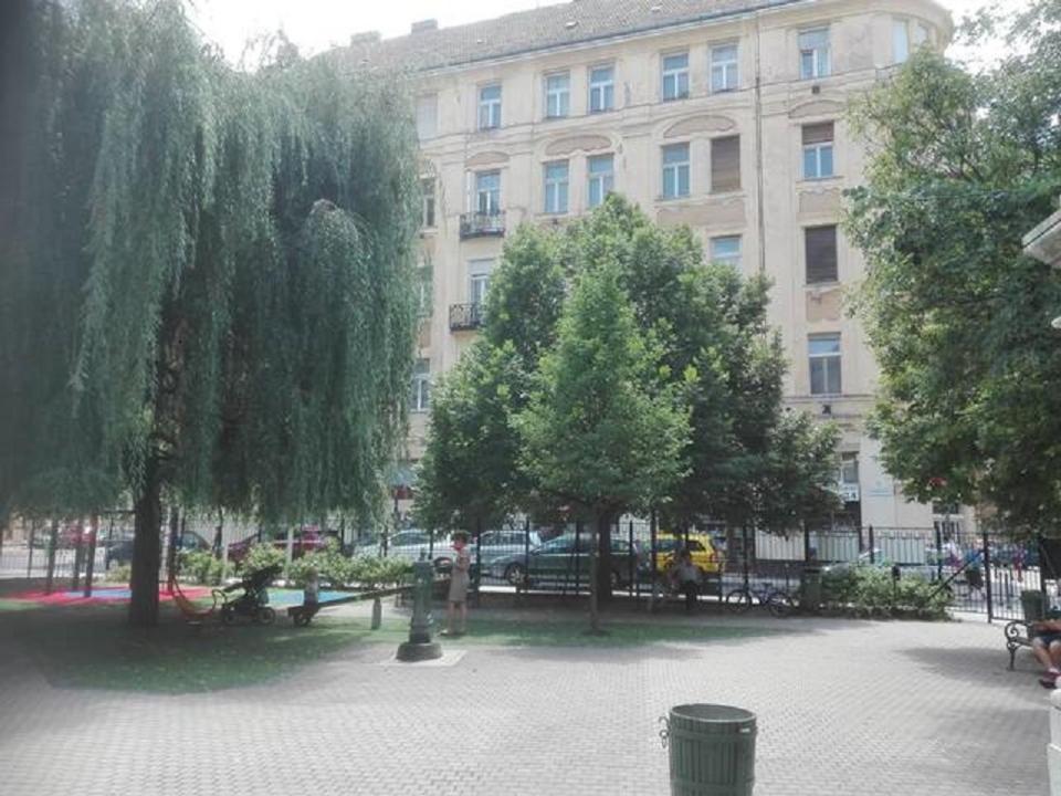 A Quiet Studio In The Heart Of The City Budapest Exterior photo