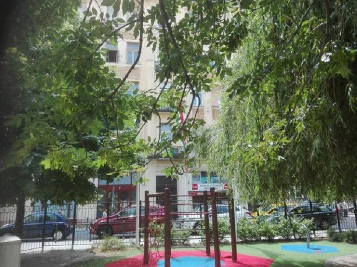 A Quiet Studio In The Heart Of The City Budapest Exterior photo