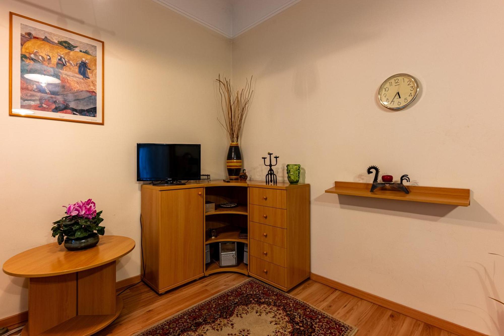 A Quiet Studio In The Heart Of The City Budapest Exterior photo