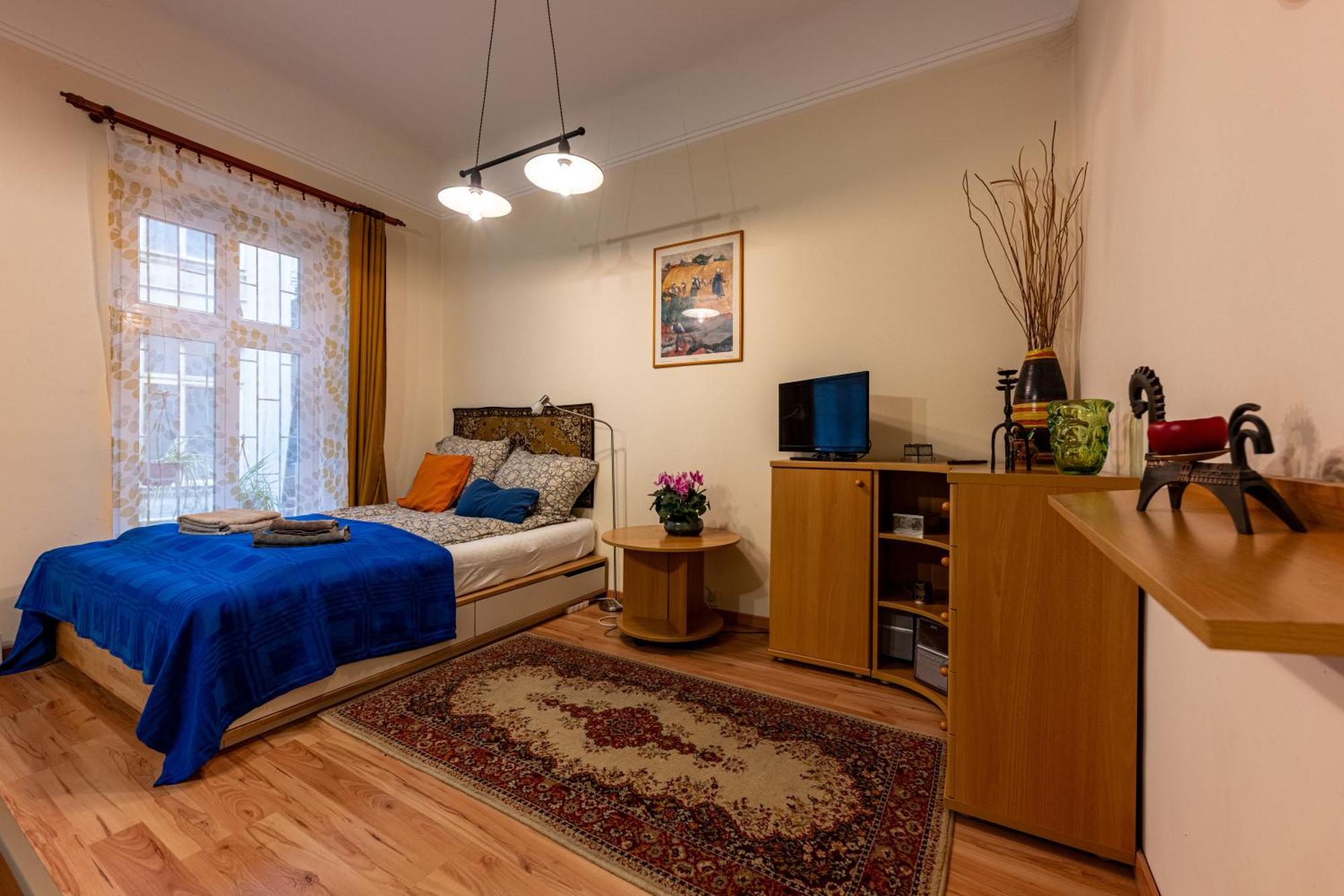 A Quiet Studio In The Heart Of The City Budapest Exterior photo
